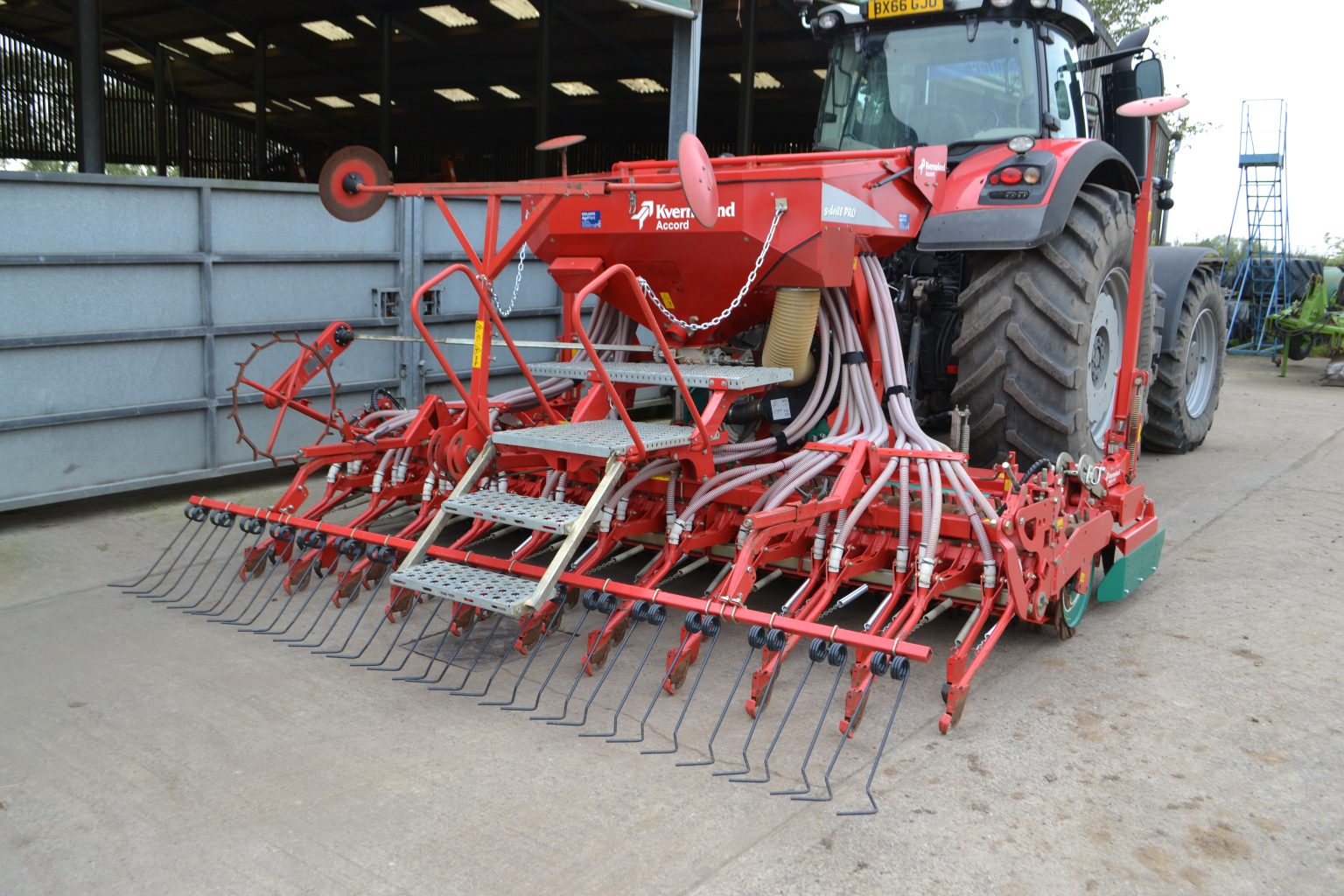 Kverneland / Accord Drill Combination Midlands AgriPlant