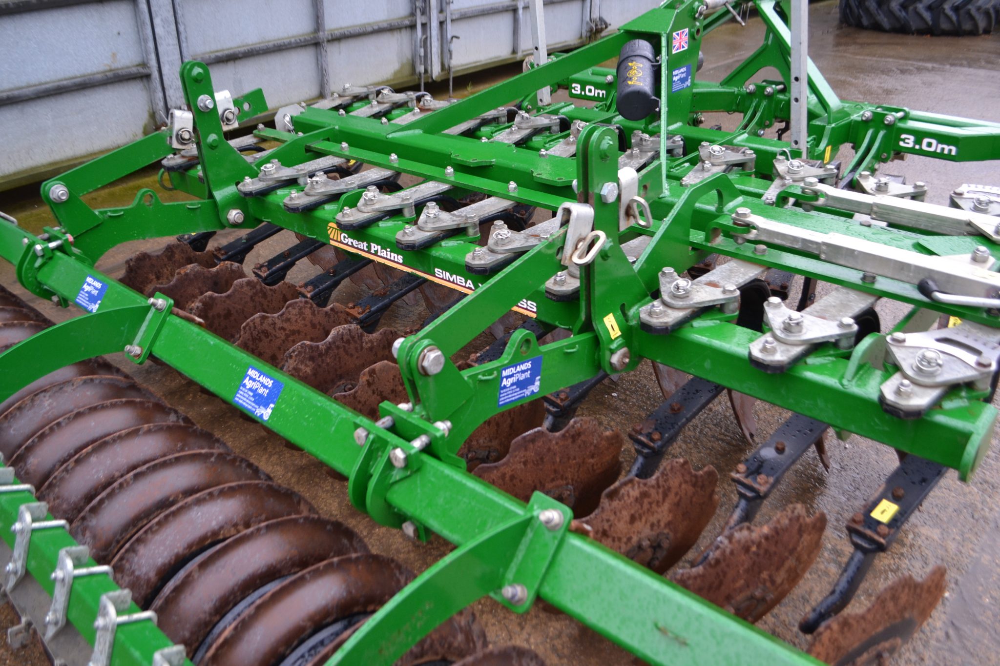 Great Plains Cultivator with ST Bar - Image 17