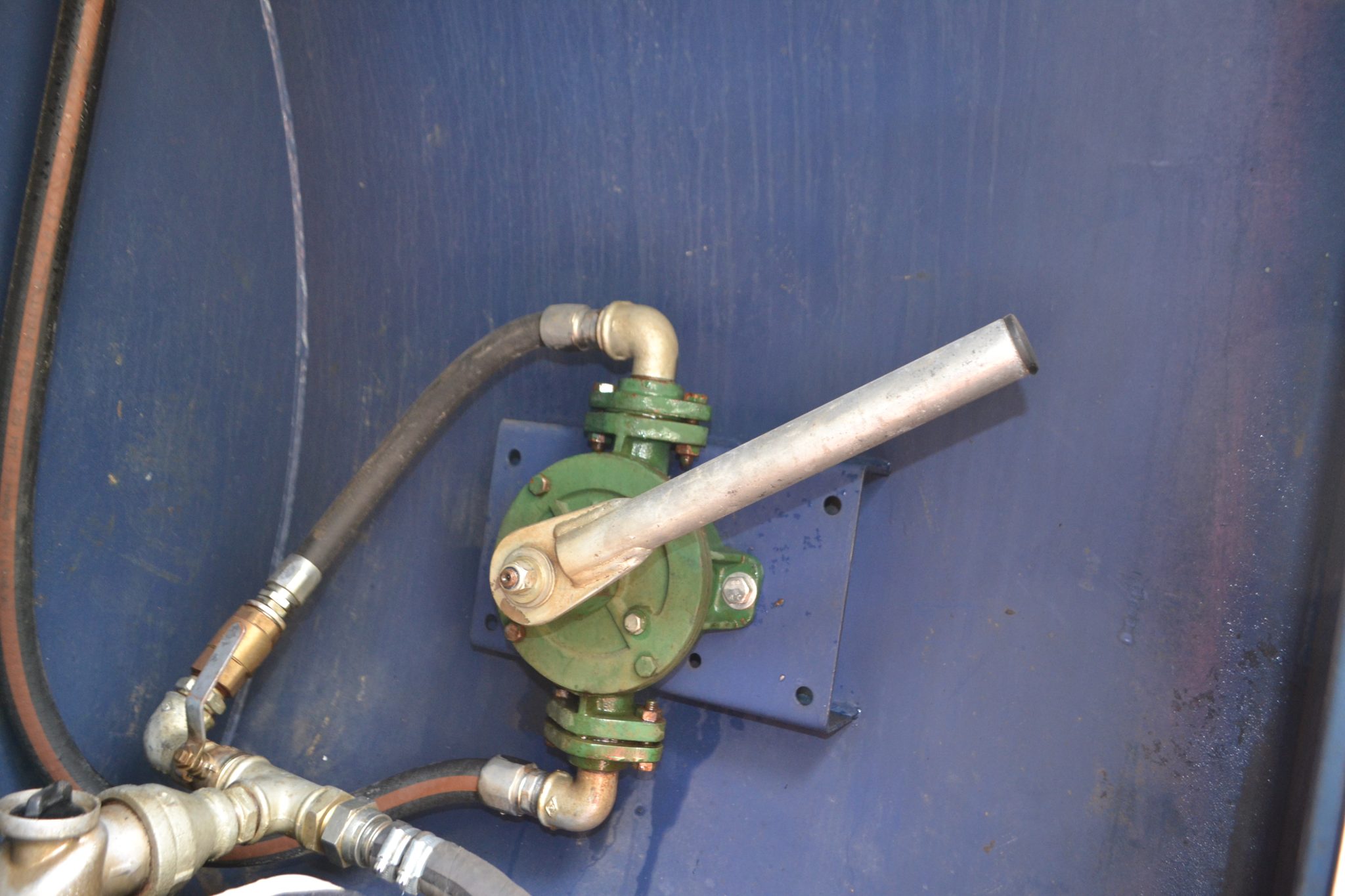 Fuel Proof Bunded Diesel Bowser - Image 2