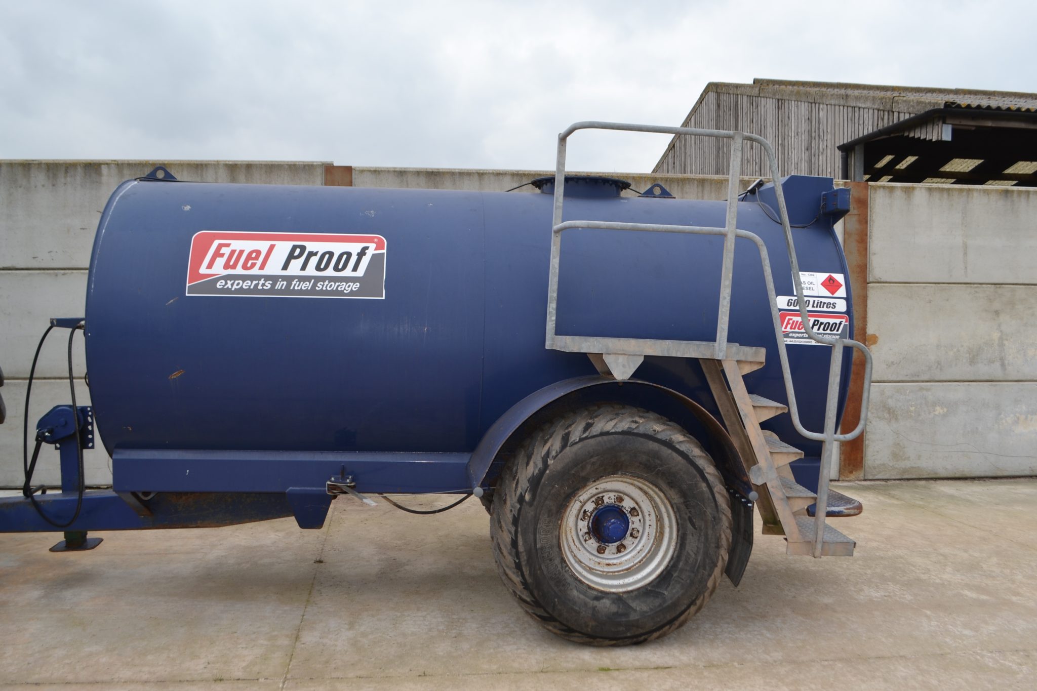 Fuel Proof Bunded Diesel Bowser - Image 4