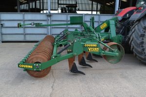 Cousins Linkage Mounted Folding Vee Form Subsoiler