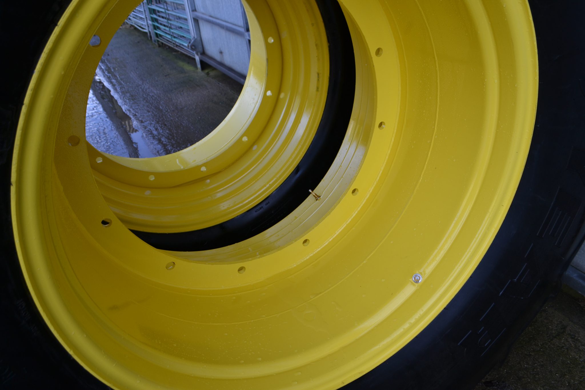 John Deere Flotation Rear Wheels - Image 4