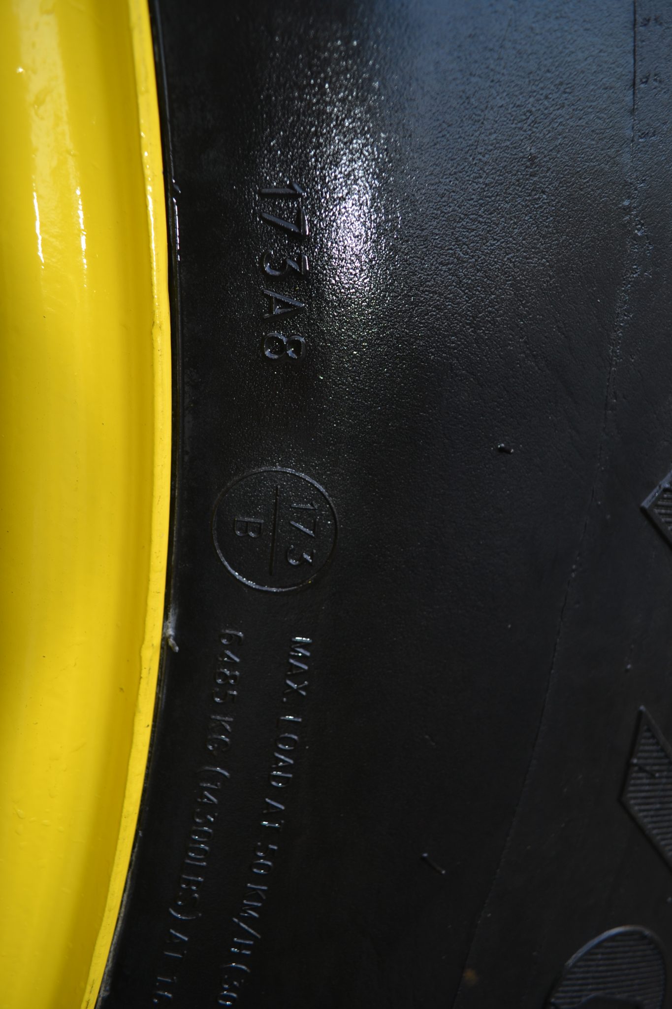 John Deere Flotation Rear Wheels - Image 8