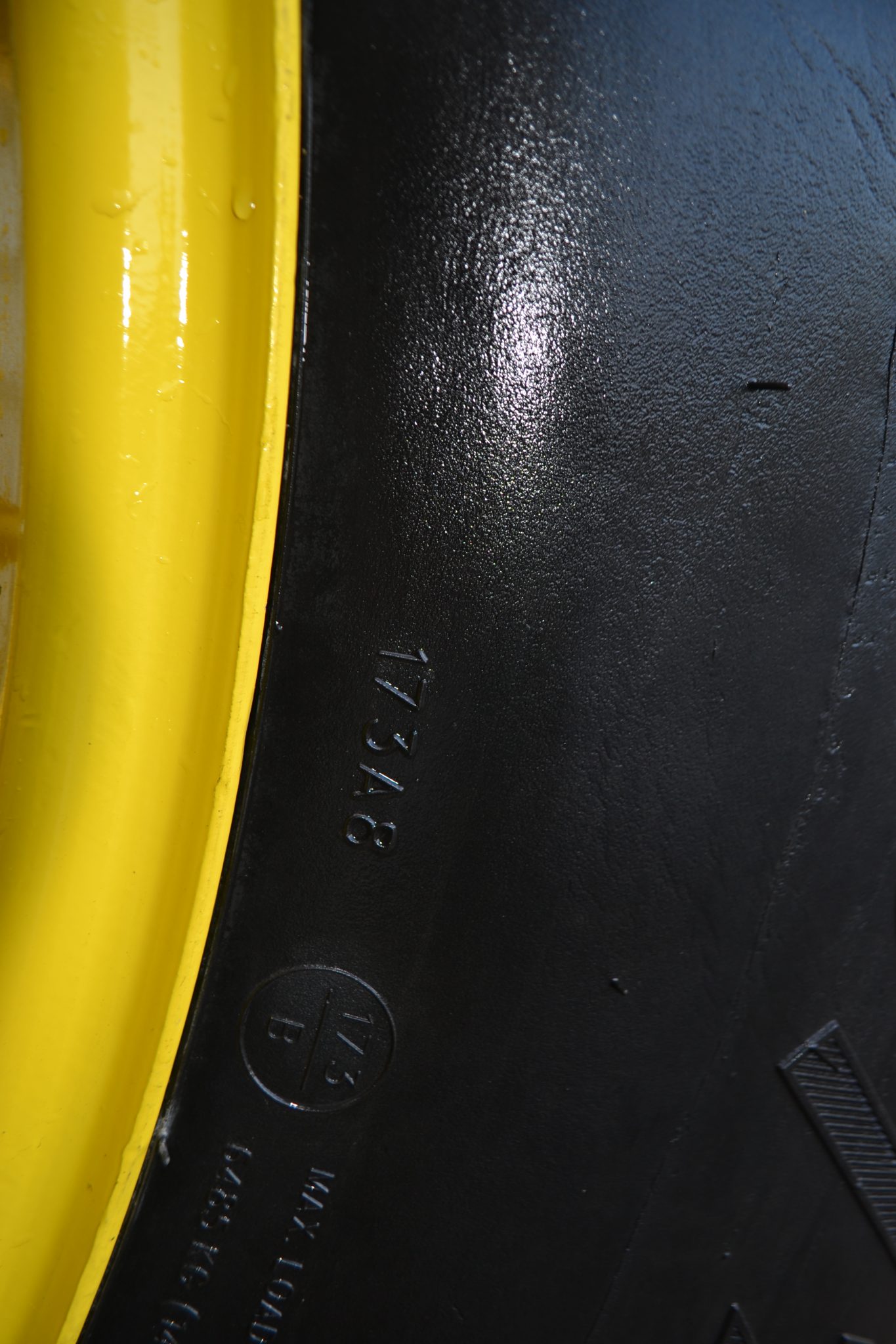 John Deere Flotation Rear Wheels - Image 9