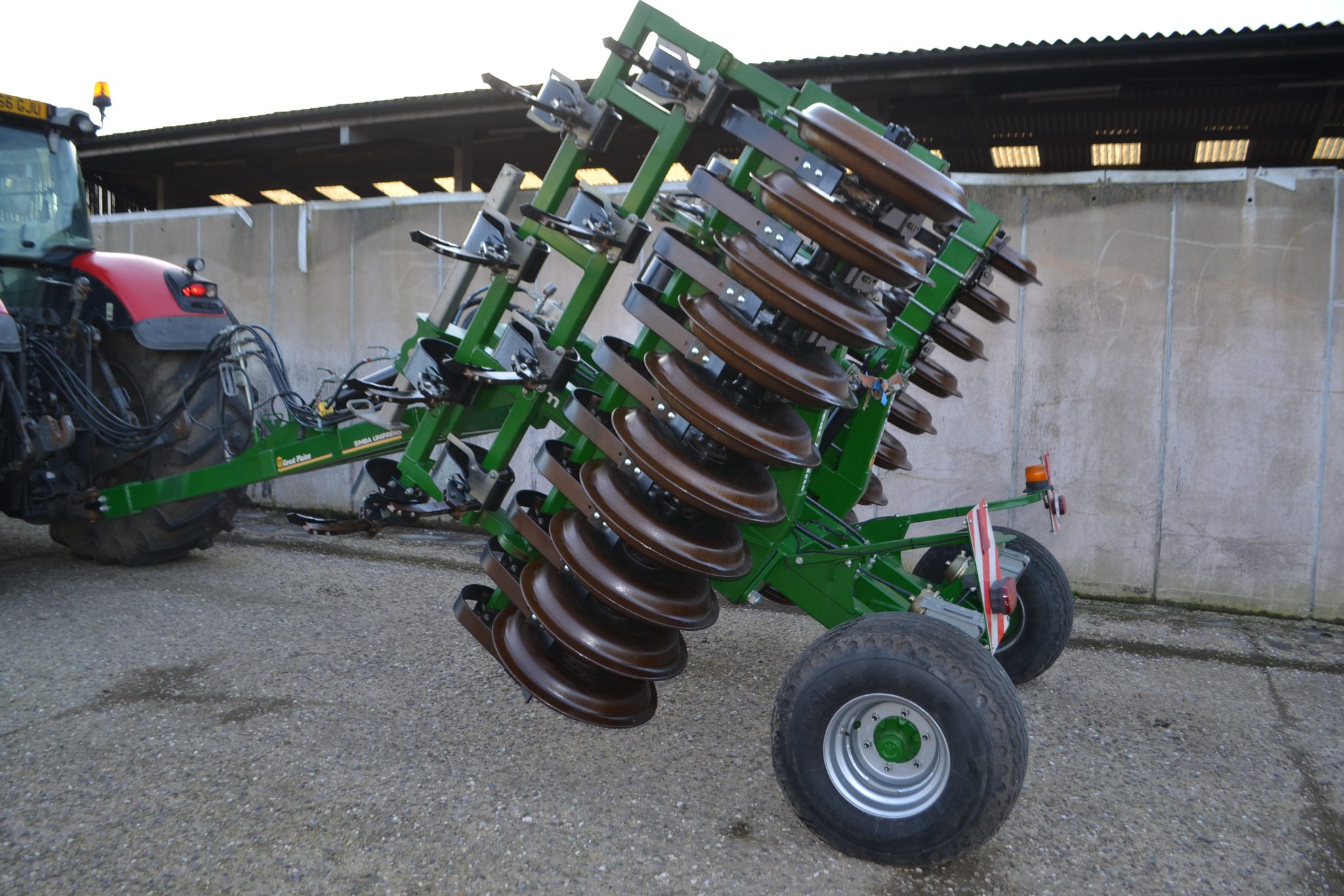 Great Plains Trailed Hydraulic Folding Unipress - Image 13