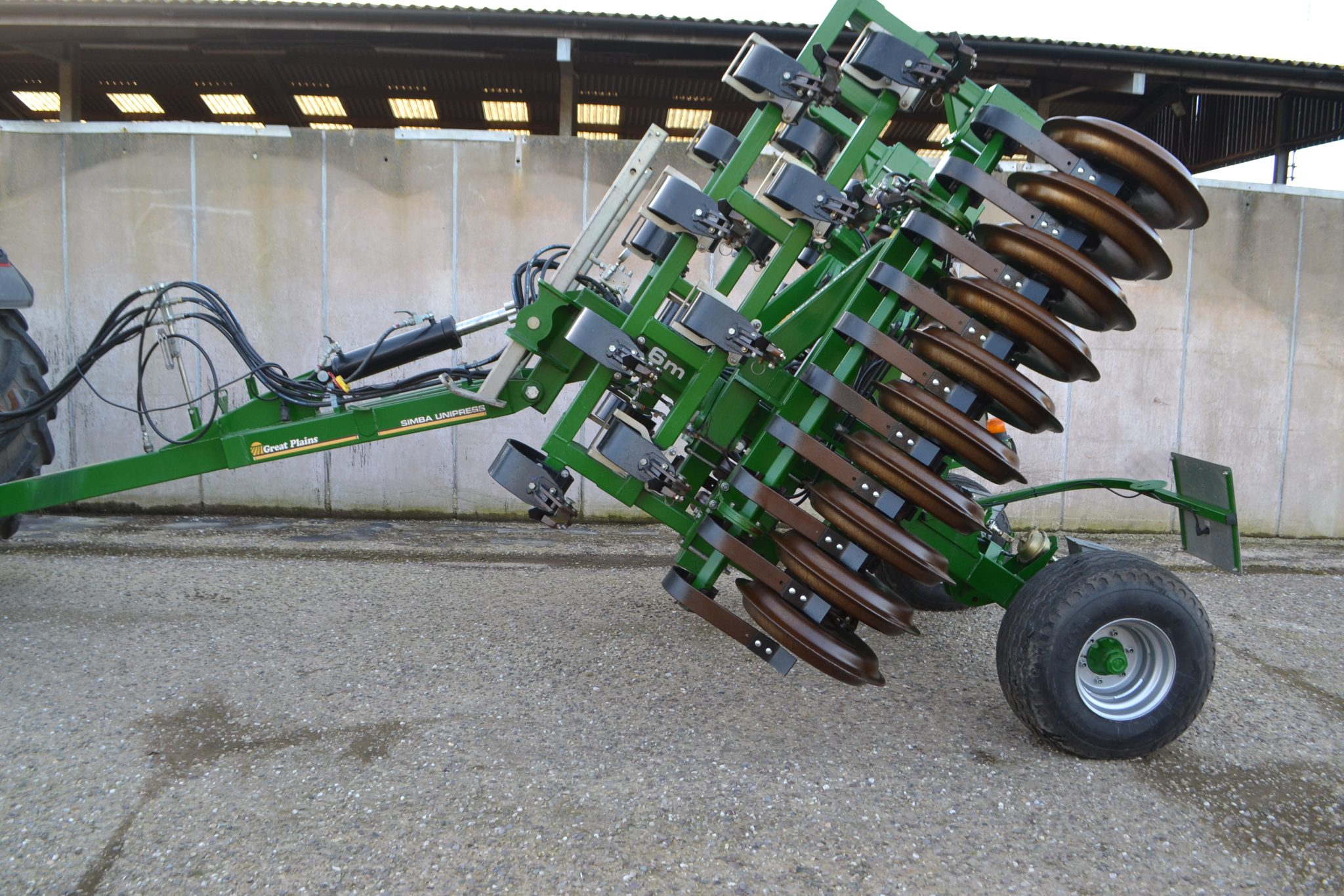 Great Plains Trailed Hydraulic Folding Unipress - Image 14