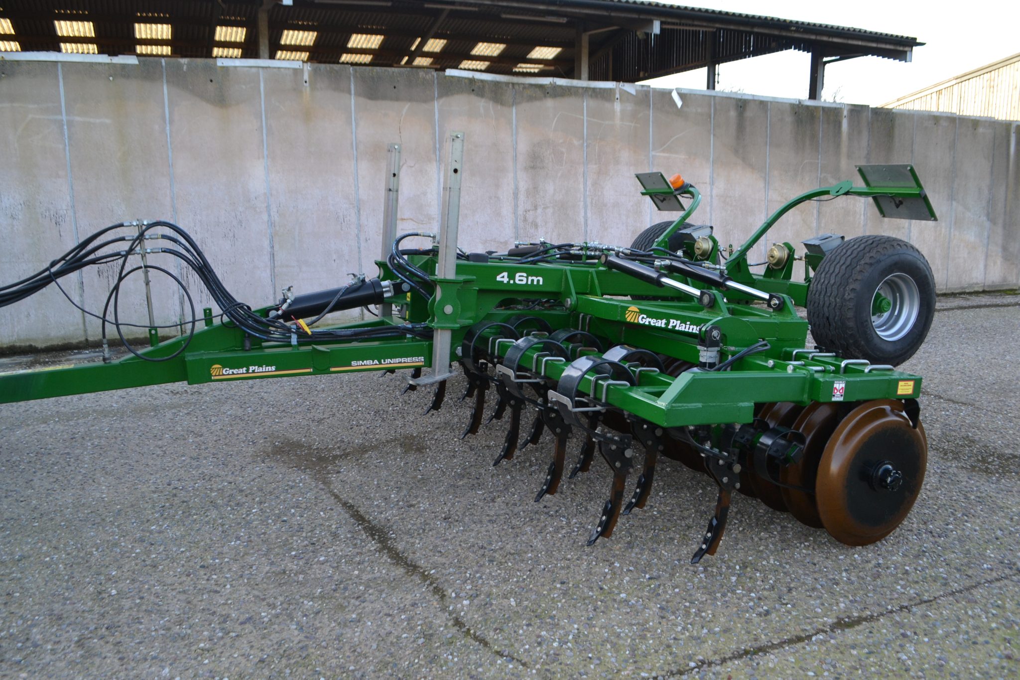 Great Plains Trailed Hydraulic Folding Unipress