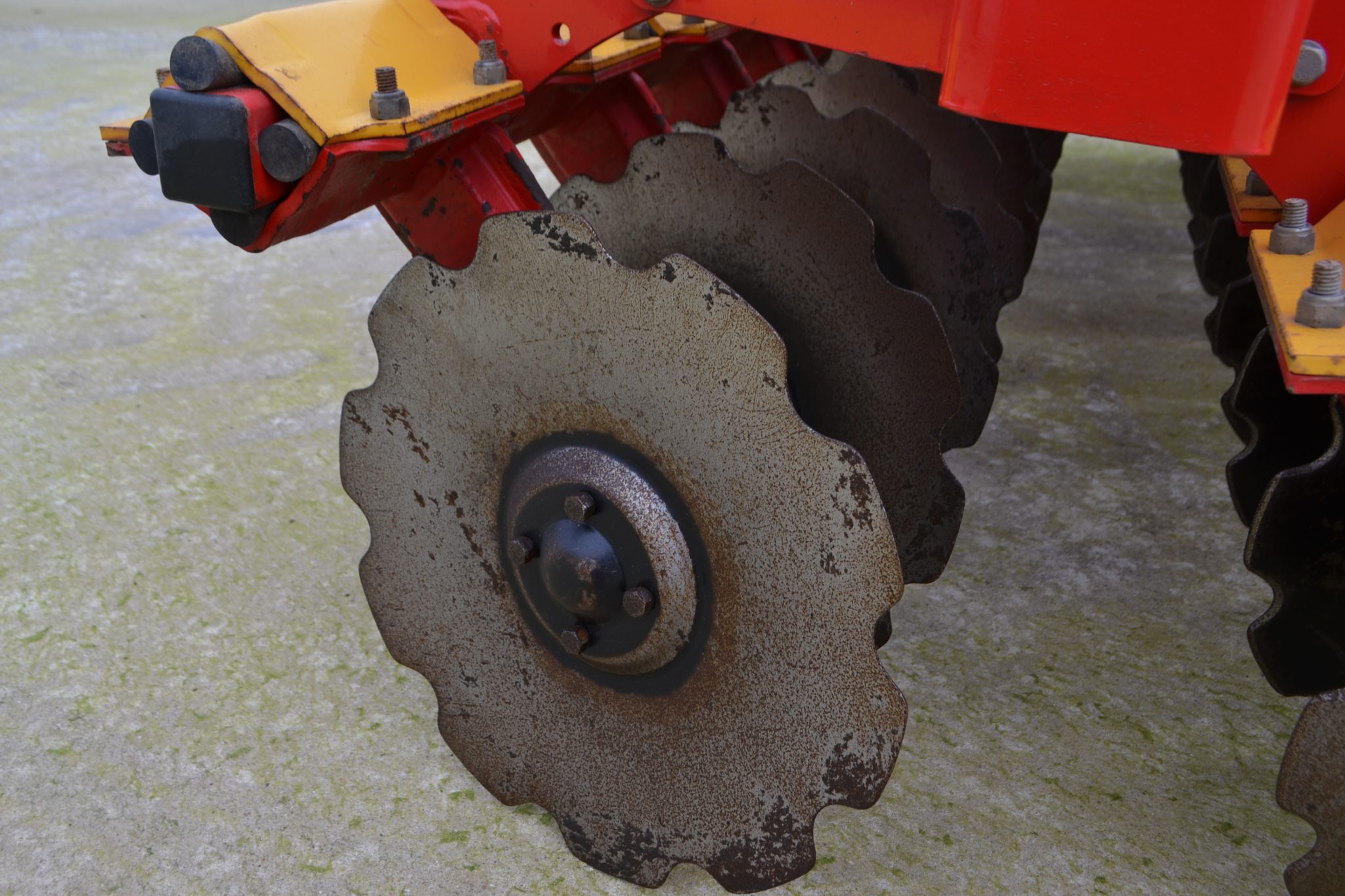 Linkage Mounted Vaderstad Carrier Cultivator - Image 7