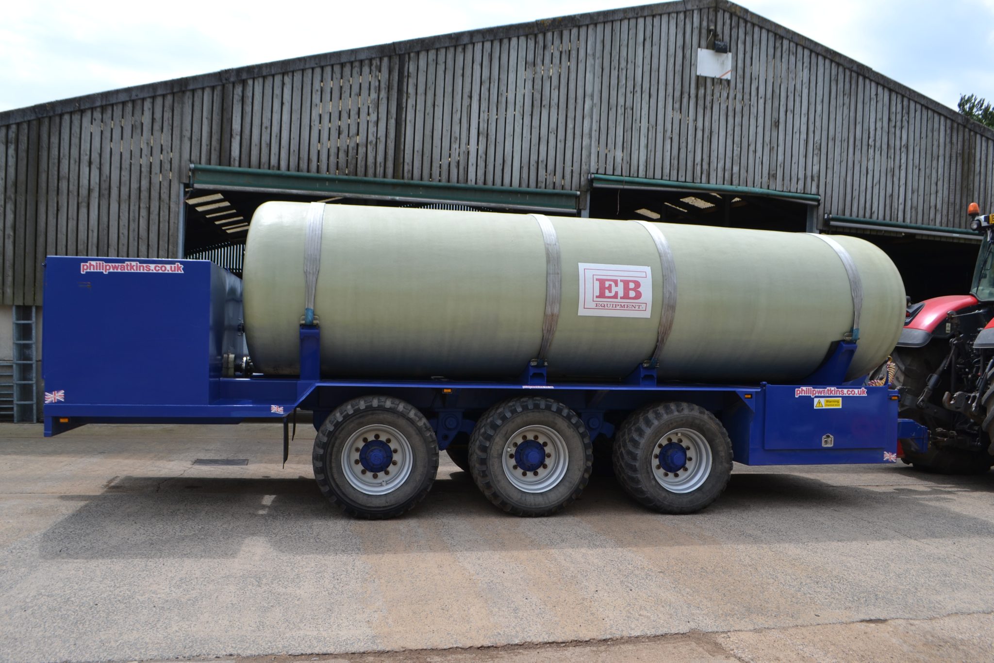 Watkins Tri-Axle Water / Liquid Fertilizer Bowser - Image 4